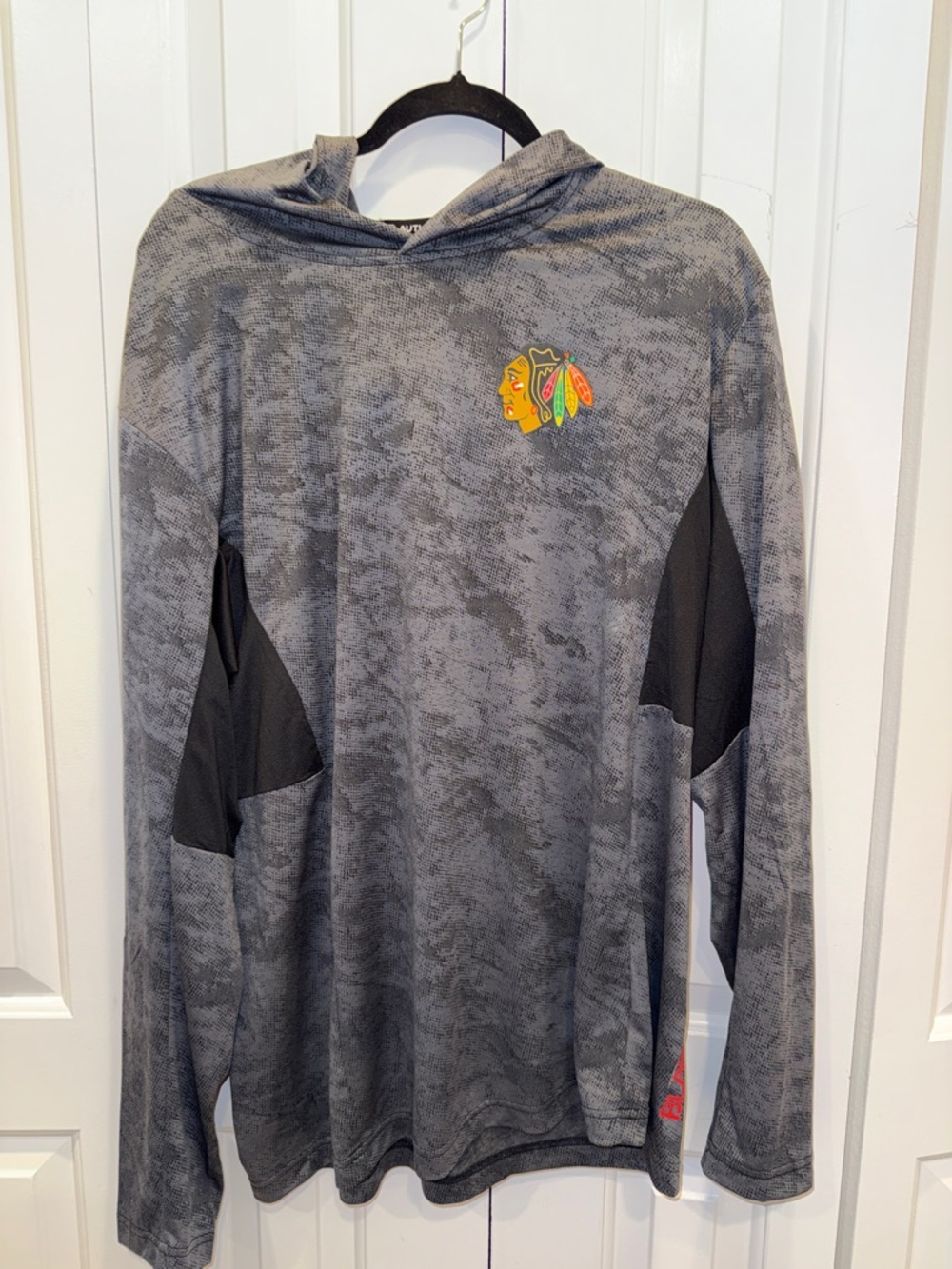 Chicago Blackhawks Gray Performance Hooded Pullover